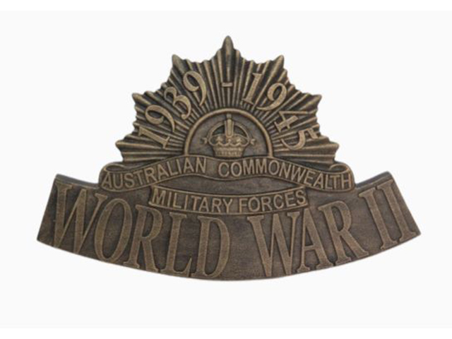 WWII BADGE 40X26CM