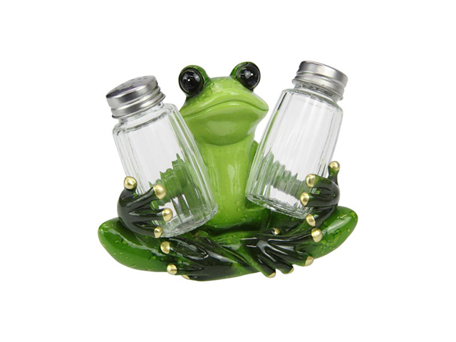 14CM FROG SALT AND PEPPER SHAKER